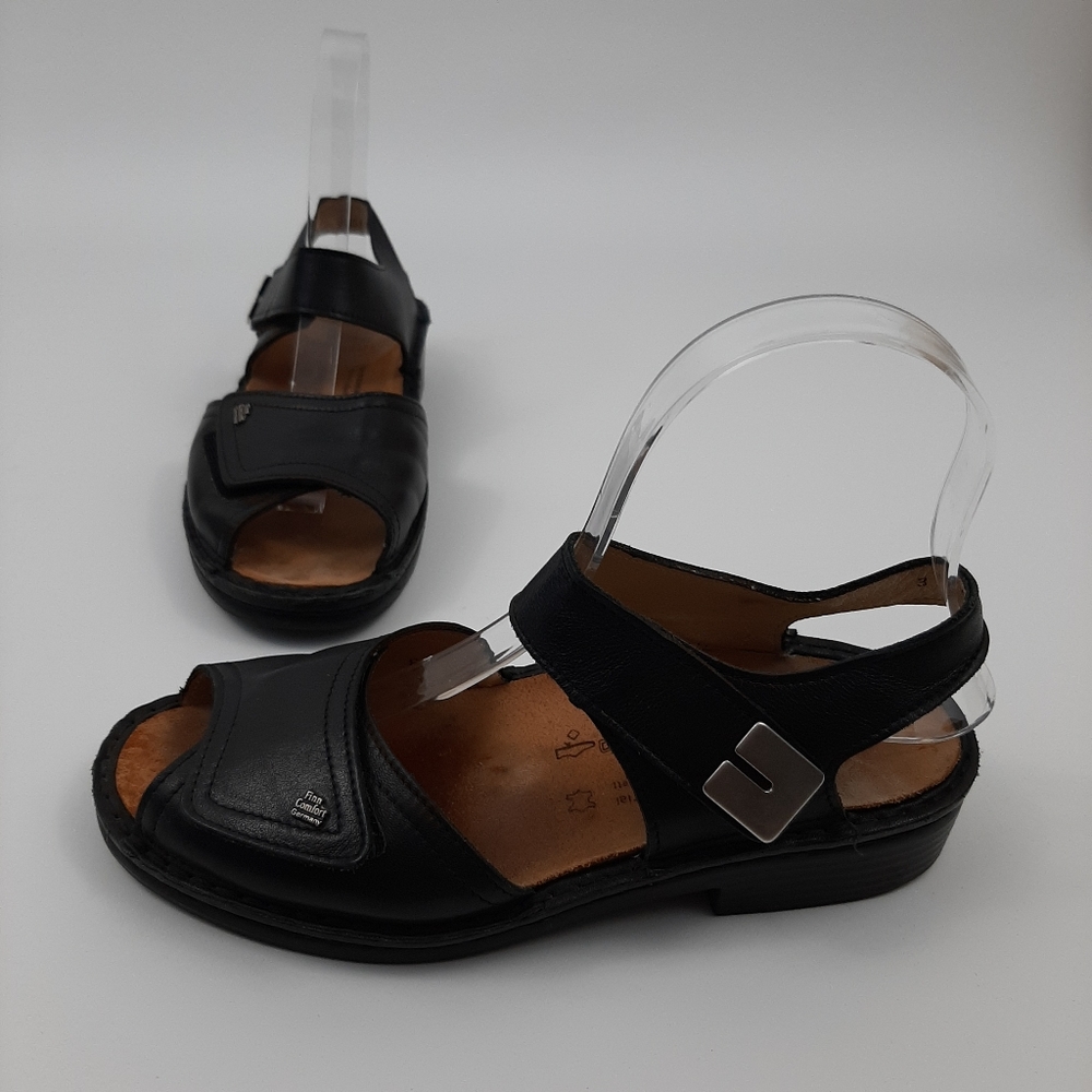 Finn Comfort Germany Black Leather Sandals Size 5.5